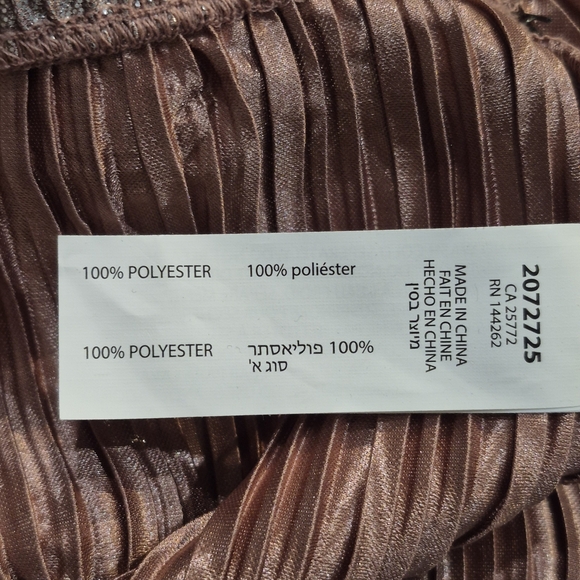 Black Tape Metallic Pink Pleated Mini Skirt - Picture 6 of 7